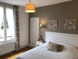les champs rabats chambre rossignol lit double ambiance florale 03- nos chambres ok